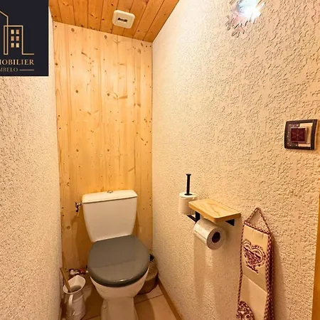 Chaleureux 2 Chambres, アパート